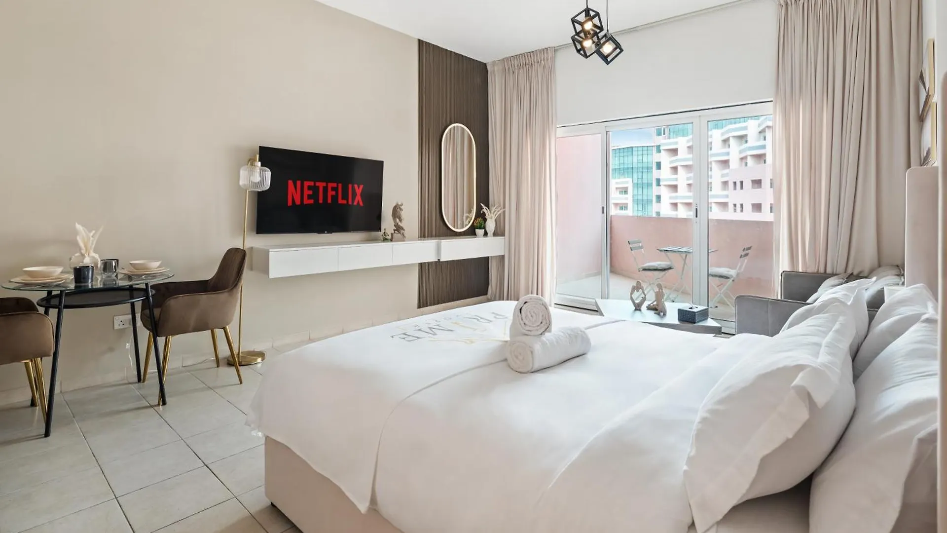 Chic Dubai Studio In Discovery Gardens Apartment 0*,  United Arab Emirates