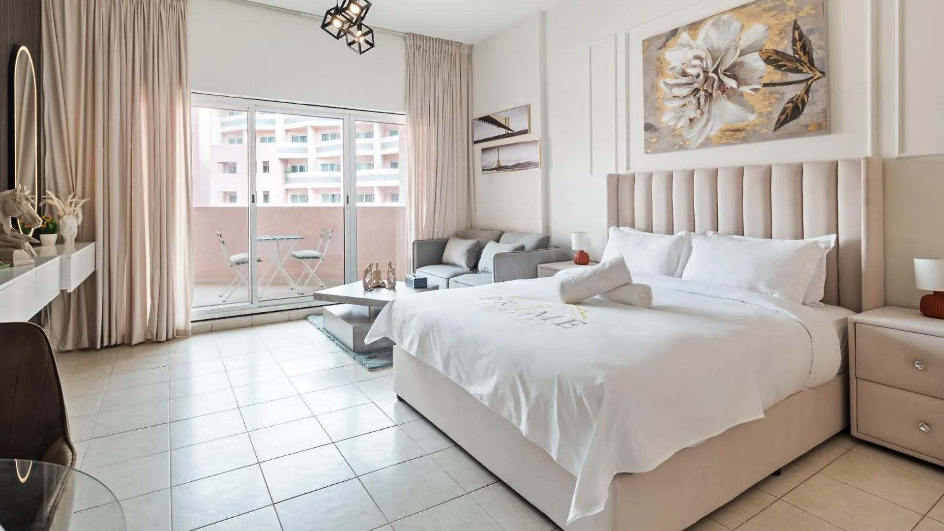 Chic Dubai Studio In Discovery Gardens Apartment 0*,  United Arab Emirates